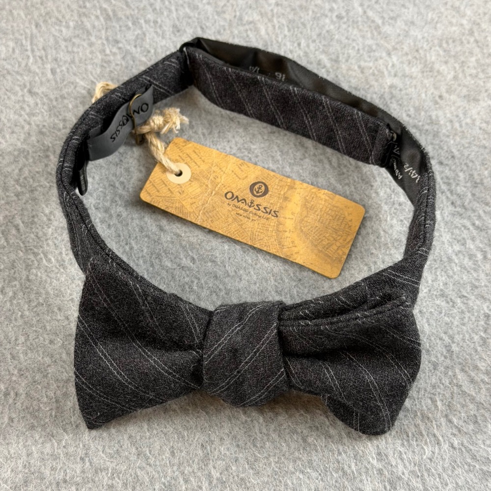 Onassis Carrick Dark Gray Wool Stripe Wide Bow Tie Pinstripe Self-Tie 2.5x14-18"